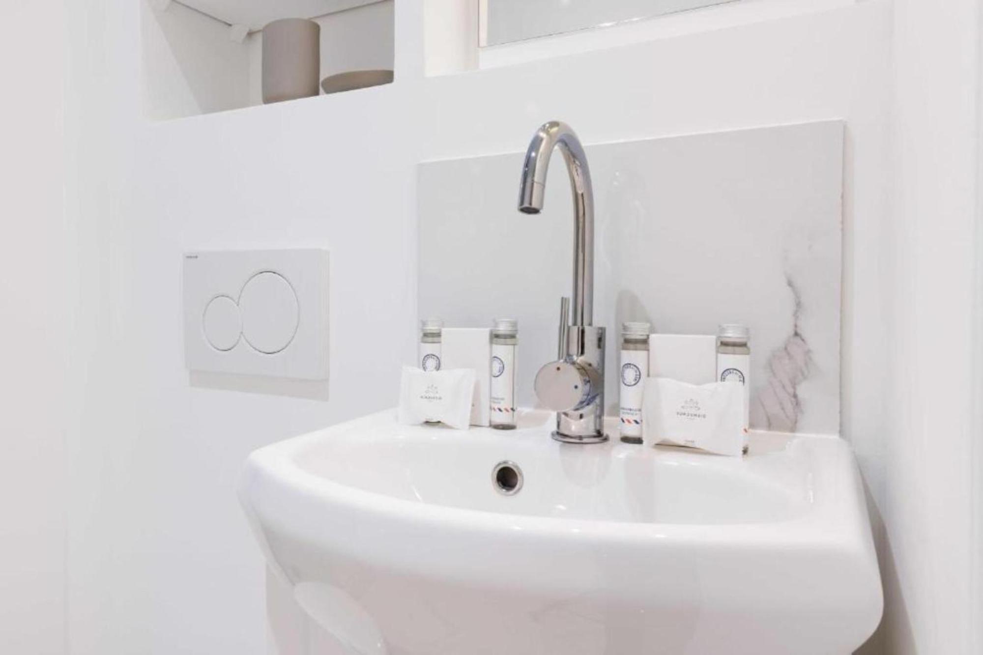 Charming And Peaceful Studio - 2P - Pigalle Parijs Buitenkant foto